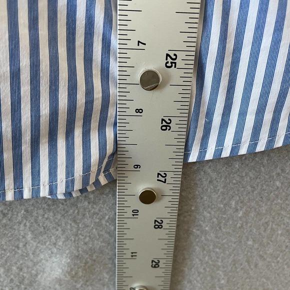 Theory Larissa 2 Button Up Career Minimalist Top - Picture 11 of 12